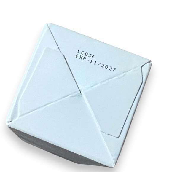 NIB - SKIN INC. | My Daily Dose of Armour (Brand New!) ✨ - Picture 2 of 2